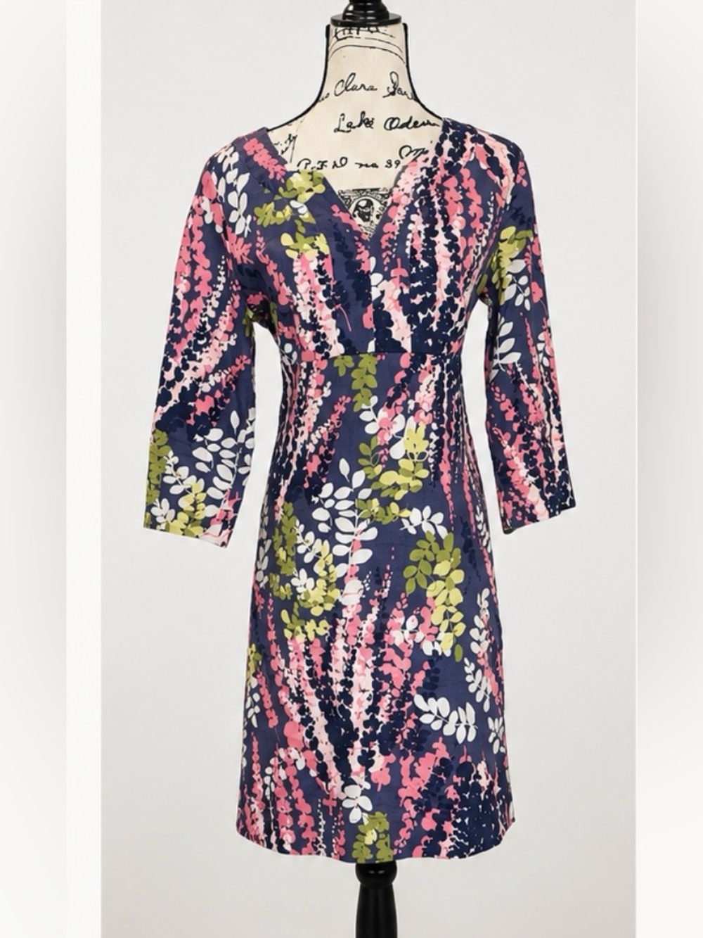 Boden- Floral Navy Women's Dress in Pink & Olive zips on the side